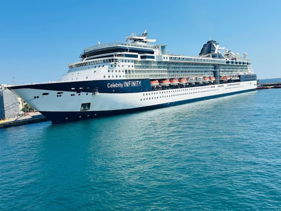 Blue Suite At Piraeus Port Εξωτερικό φωτογραφία